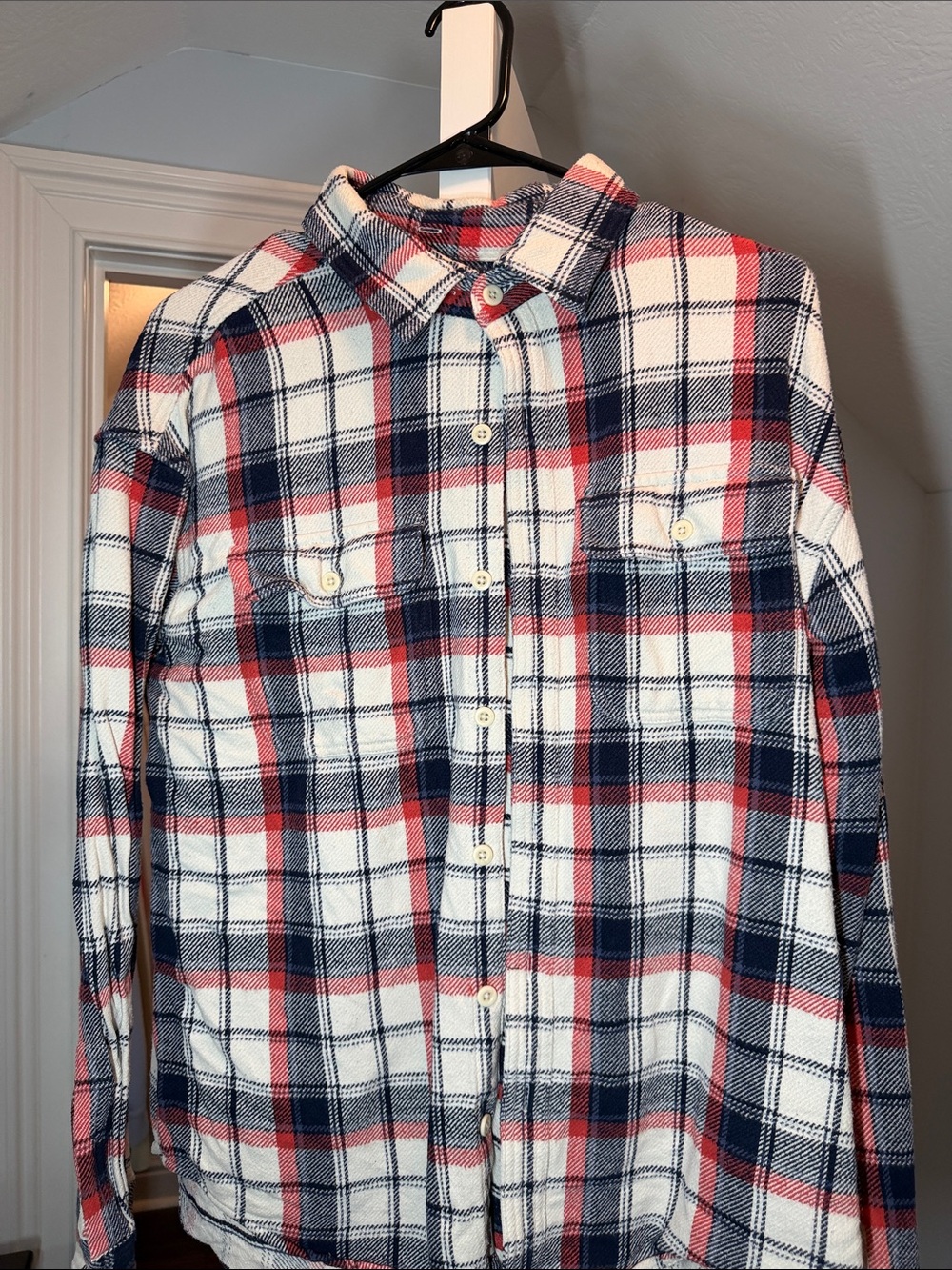 American Eagle Outfitters Red, Navy & White Plaid Button-Up Shirt